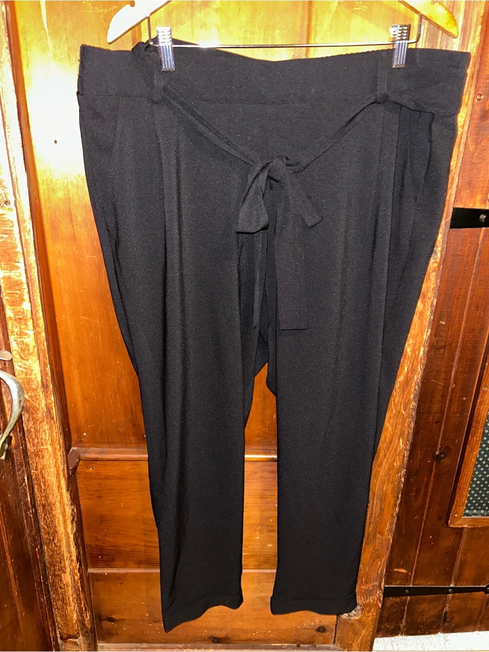 torrid Black Tie-Waist Trousers size 2